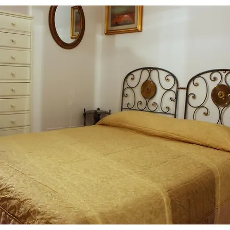Danisinni House Apartment *