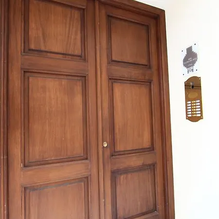 Bed & Breakfast Teatro Del Sole 3*