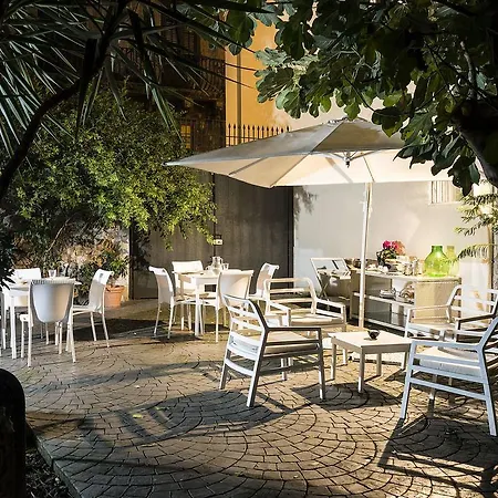 Il Giardino Di Ballaro Boutique