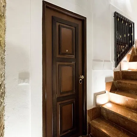 Casa Petra Ai Quattro Canti * Palermo