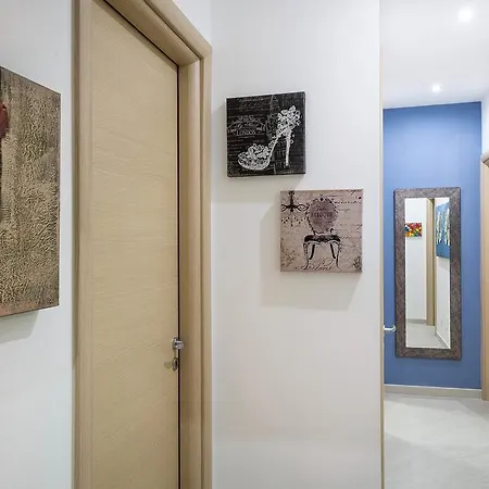 Casa Petra Ai Quattro Canti Apartment