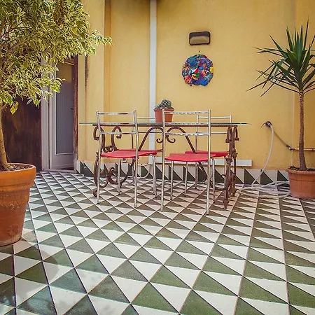 Apartman Palazzo Trinacria *