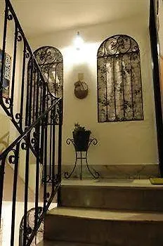 לינה וארוחת בוקר Nuovo Cortile פלרמו