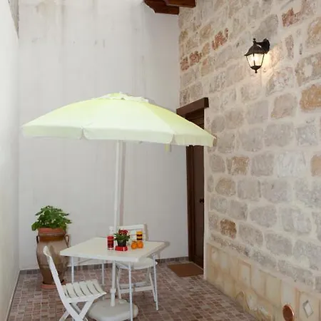 Casa Vacanze Volturno 16 *