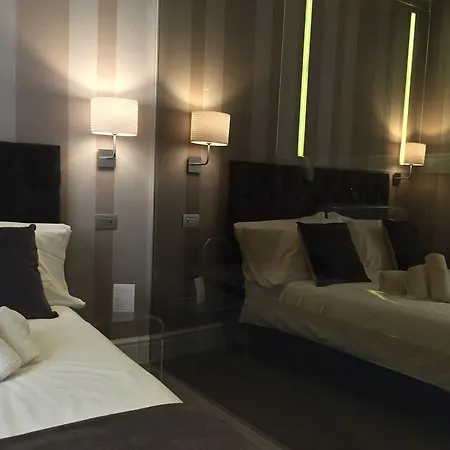 29 Venti Luxury 3*