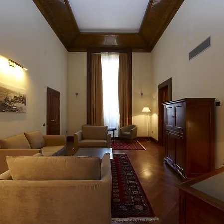 Hotel Grand Piazza Borsa 4*