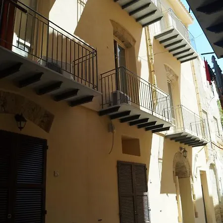 Khalisah Bed and breakfast Palermo