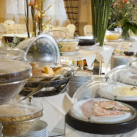 Astoria Palace Szálloda 4*