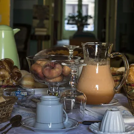 Bed & Breakfast La Dimora Del Genio 3*
