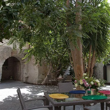 فندق مبيت وإفطار Il Giardino Di Ballaro Boutique