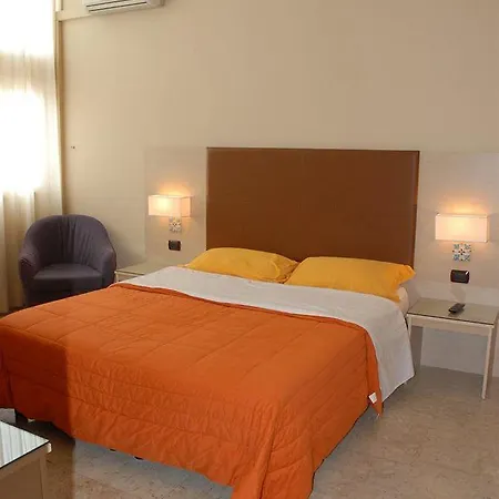 Libertà Hotel 3*