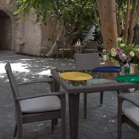 Il Giardino Di Ballaro Boutique