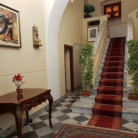 Al Piazza Marina Palace Bed & Breakfast