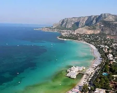Ambasciatori فندق 4*