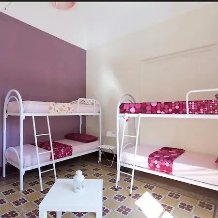 Sunshine Hostal