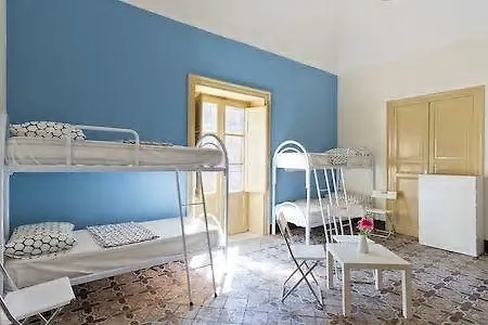 Hostal Sunshine *