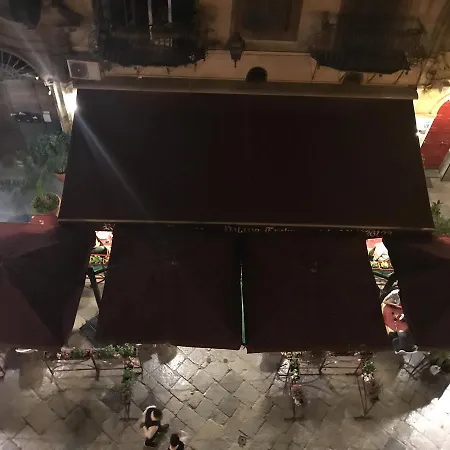 Petrosino בית הארחה 3*