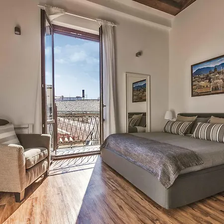 Casa Nostra 2*