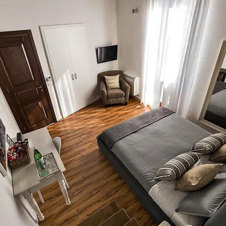 Casa Nostra Bed & Breakfast