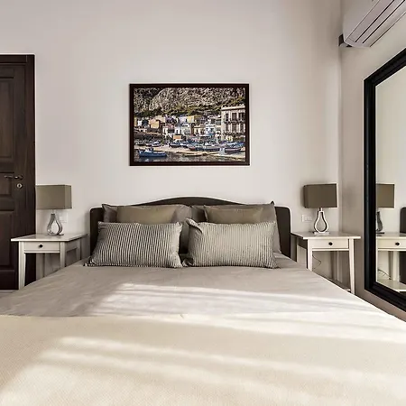 Casa Nostra Bed & Breakfast 2*