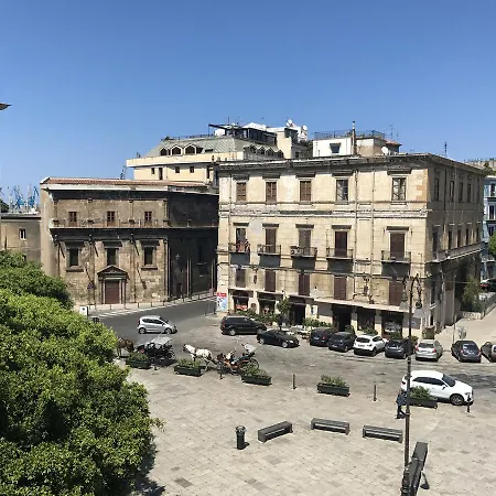 Petrosino בית הארחה 3*