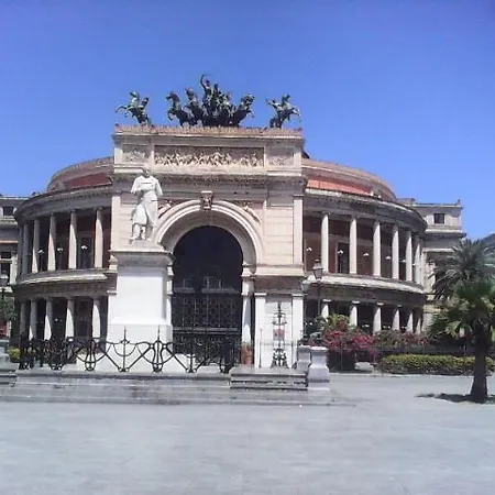 בית הארחה Centrale Hi פלרמו