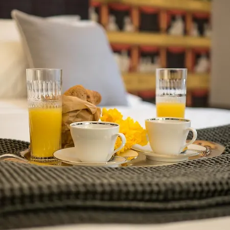 Family Affair Luxury Rooms&suites 2* 巴勒莫