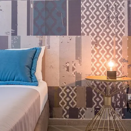 Al Qasr- Design And Luxury Apartamento *