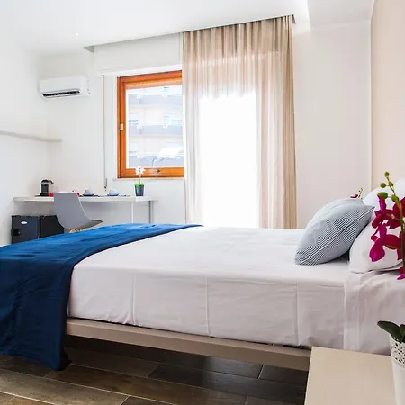 Politeama Luxury Bed & Breakfast 3*