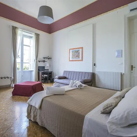 Bed & Breakfast La Finestra Sul Massimo 2*