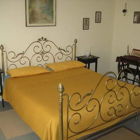 Bed & Breakfast Esedra *
