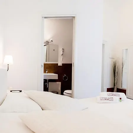 L'opera Buffa Bed & Breakfast 2*