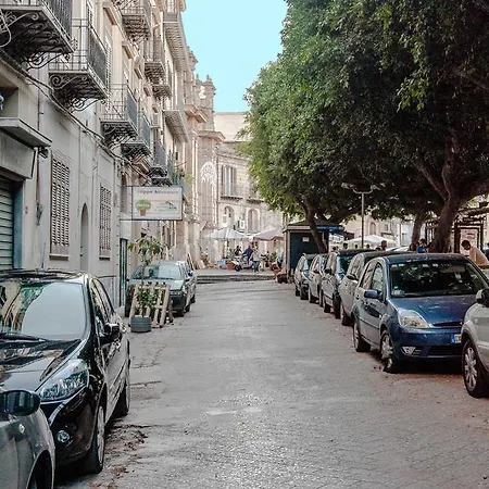 L'opera Buffa 2* Palermo