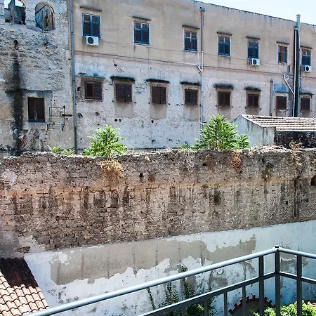 Bed & Breakfast L'opera Buffa Palermo