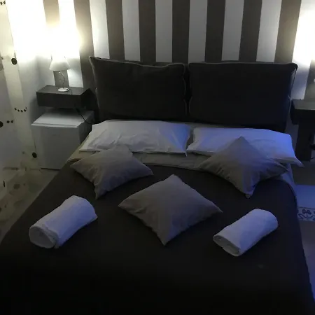 Bed & Breakfast Alba *