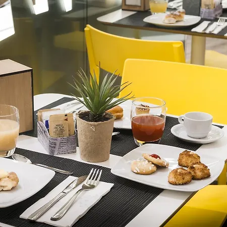 In Centro Alojamento de Acomodação e Pequeno-almoço