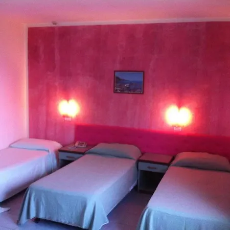 Hotell Bellevue Del Golfo & 3*