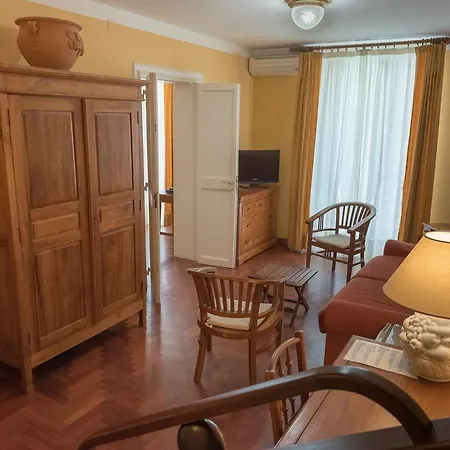 Guest house Palazzo Pantaleo 3*