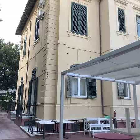 Guest house Liberty Luxury *