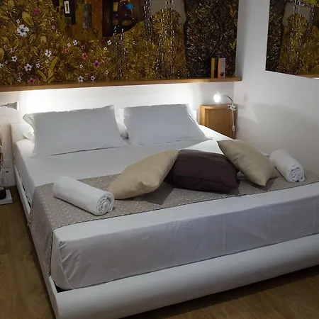Guest house Gallery 2*
