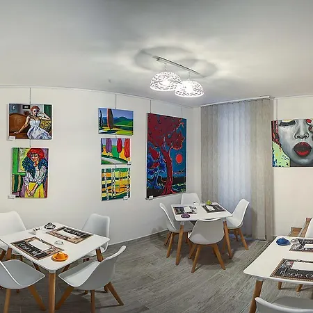 Gallery Guest house