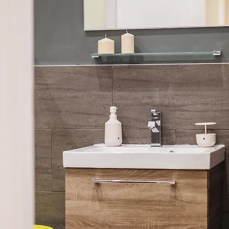 Couette-café Politeama Luxury 3*