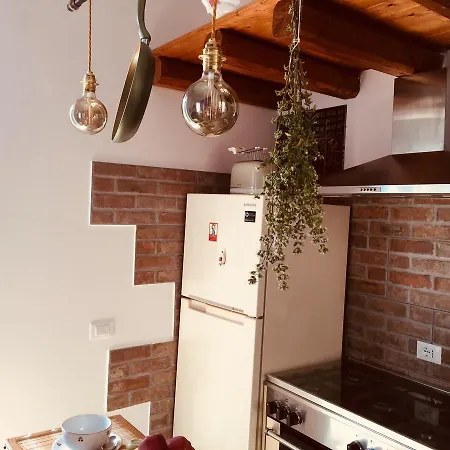 Gò Gò House 2