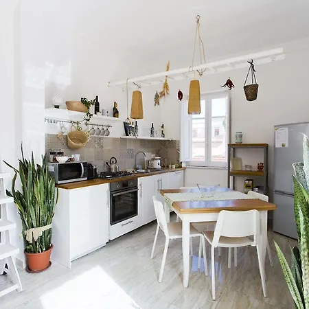 La Terrazza Del Sole Bed and Breakfast Παλέρμο