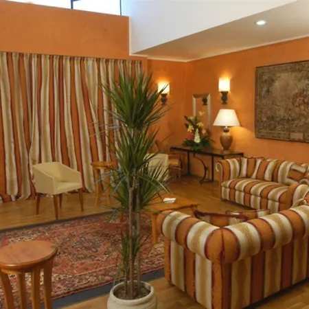 Hotel Gallery House