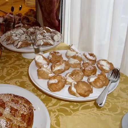 Del Centro Szálloda 3*