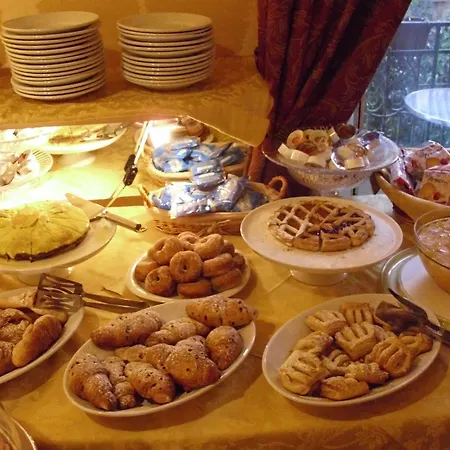 Szálloda Del Centro 3*