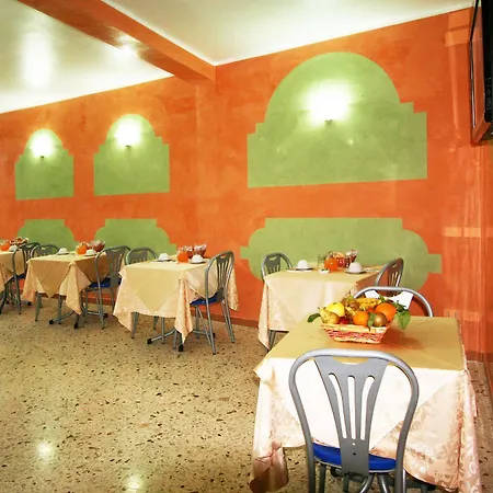 Hotel Cortese 2*
