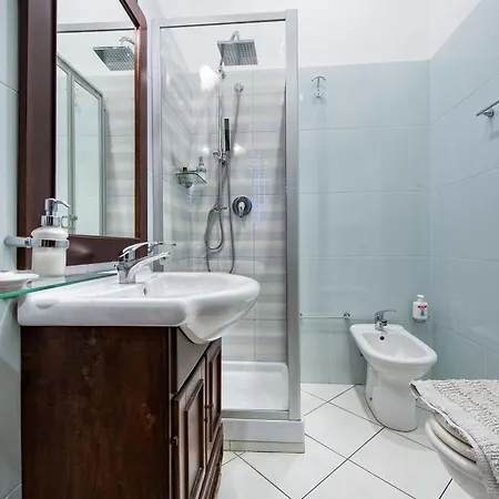 Casa Degli Artisti Bed & Breakfast 3*