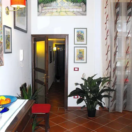 Bed & Breakfast Casa Degli Artisti 3*